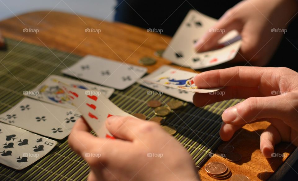 poker games play