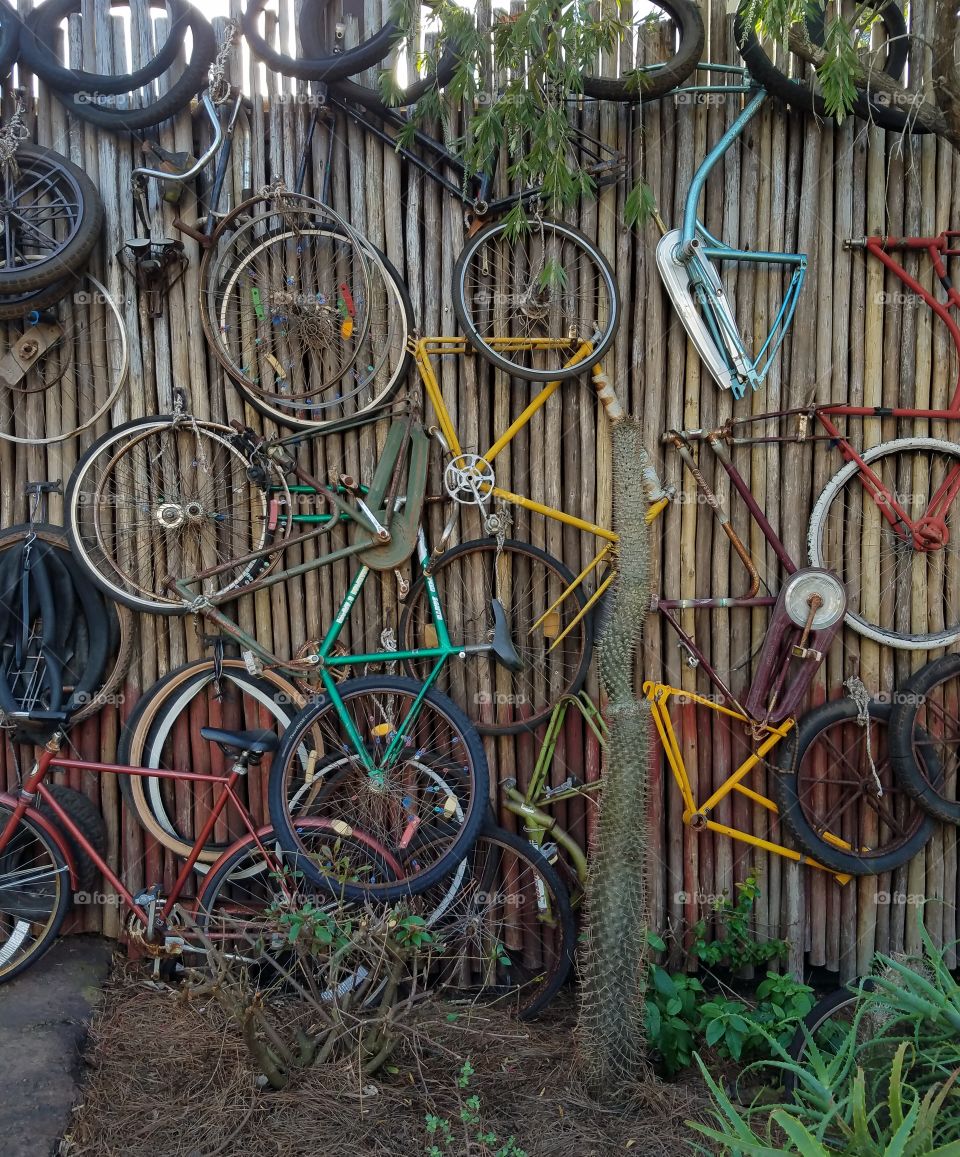 Bicycle wall