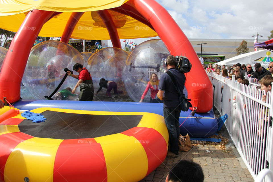 Tv presenter at a show