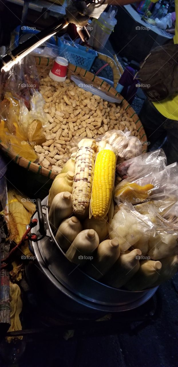 corn and peanuts 😋
