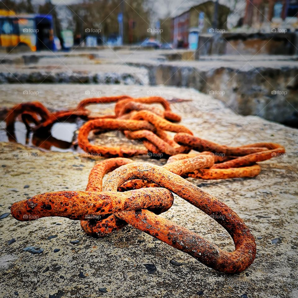 Rusty chain