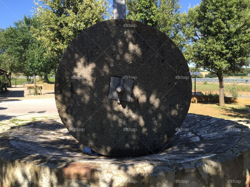 Circle stone 