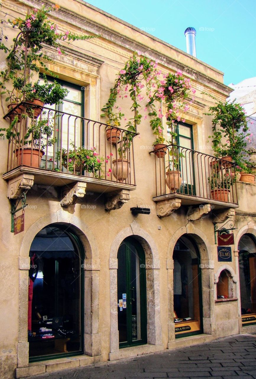 Architecture ✨ Old town 🗝️ Balconies ✨