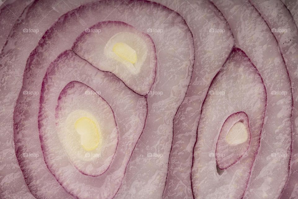 red onion slice macro shot