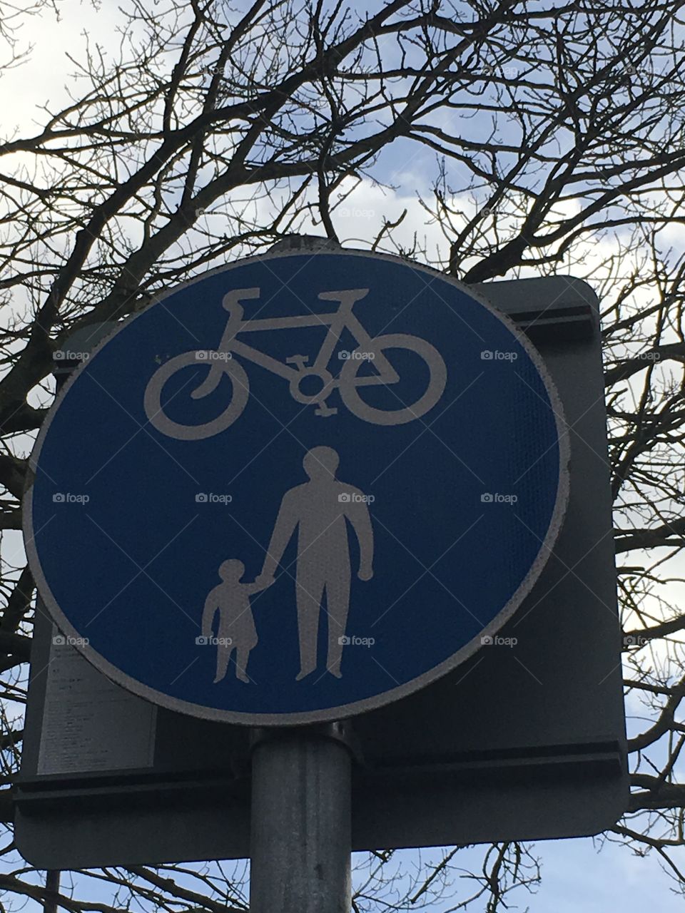 Bicycle & foot path