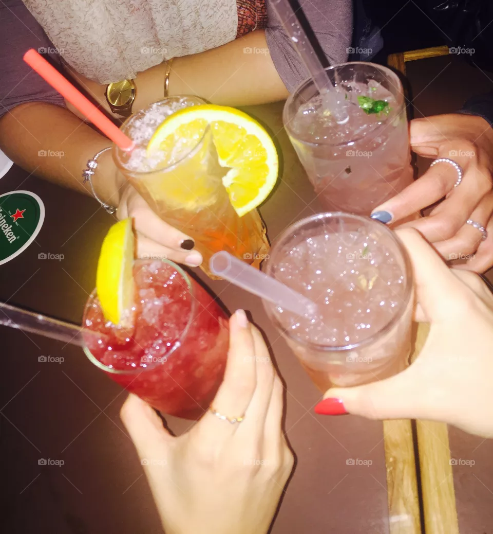Cheers 🍷🍹