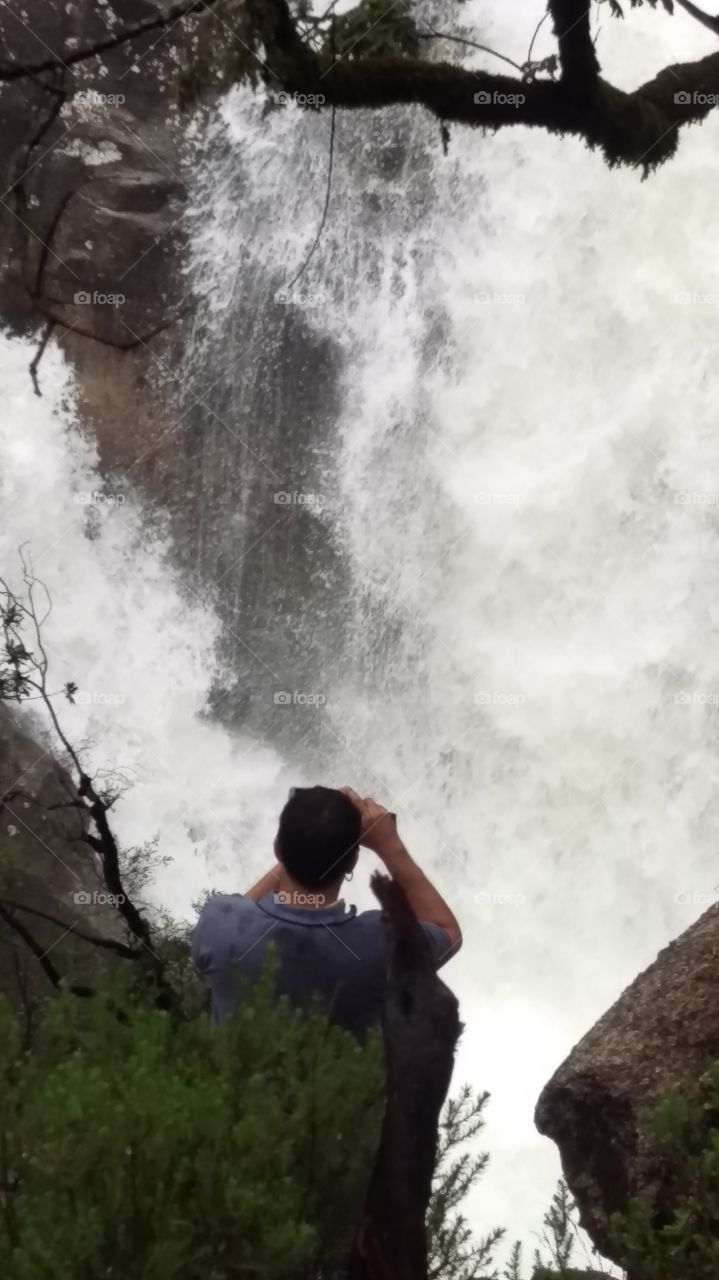 photographing the waterfalls