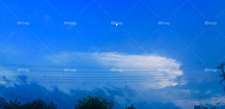 Can you see the moon?