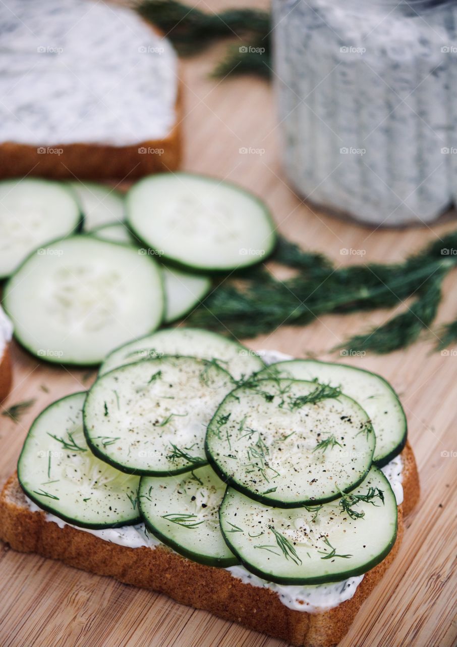 Cucumber sandwich 