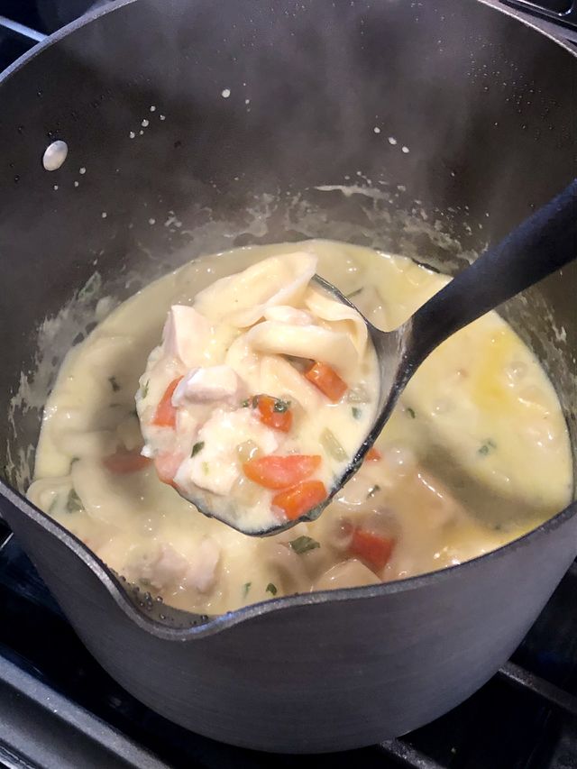 Chicken tortellini soup