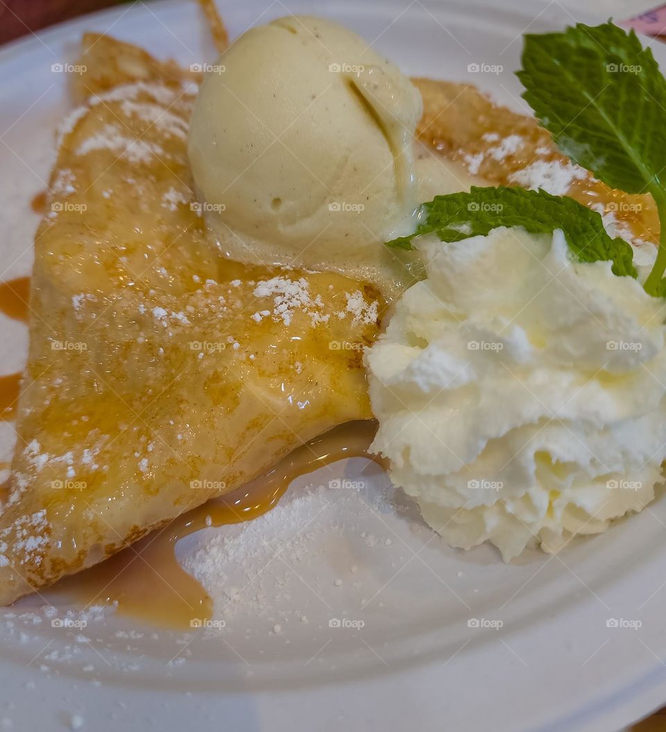 Banana Foster Crepes