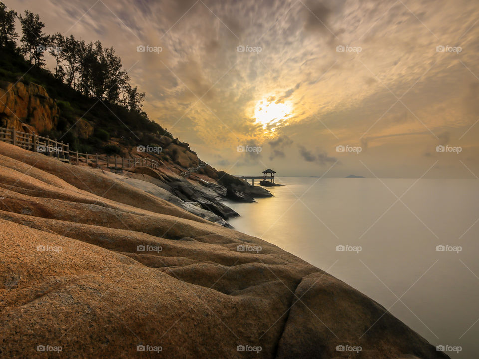 Sunrise at the Long Chao kok Coastal trail