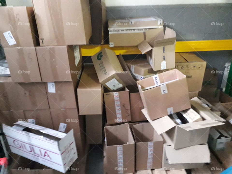 box, carton, case, a lot of boxes, empty box