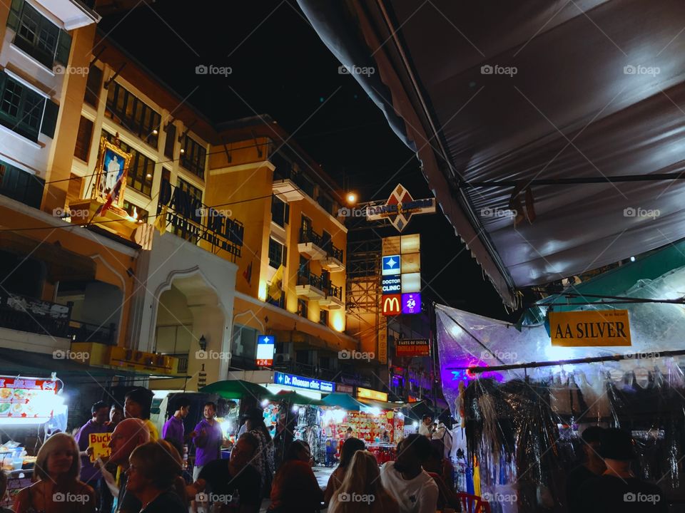 That night, i’ve met you there. 