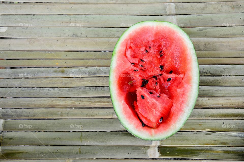Red watermelon to eat.