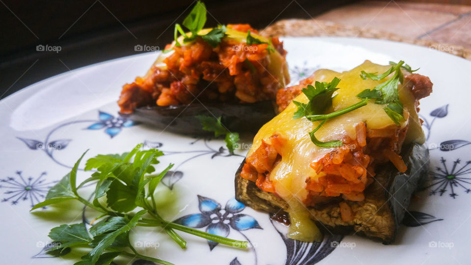 Stuffed aubergines