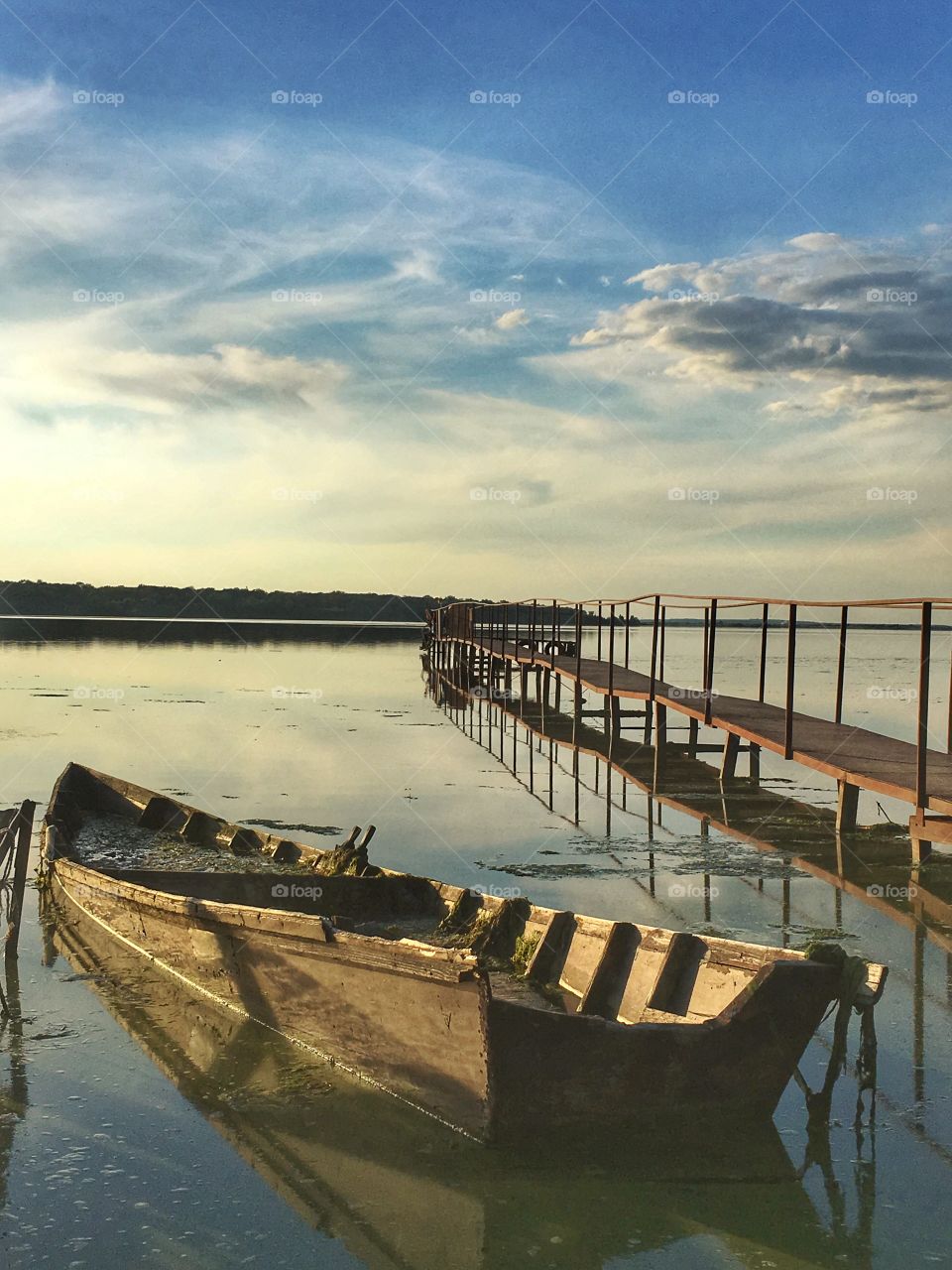 Old boat 