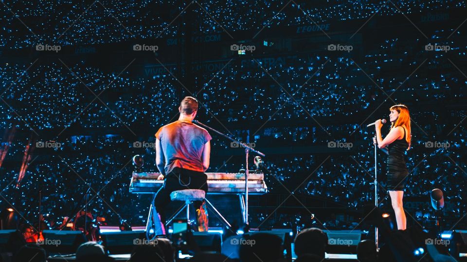 Coldplay Concert - Paris 2022 - Chris Martin Playing
