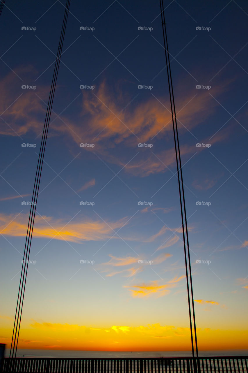 THE SUNSET AT THE GOLDEN GATE BRIDGE SAN FRANCSICO CALIFORNIA USA