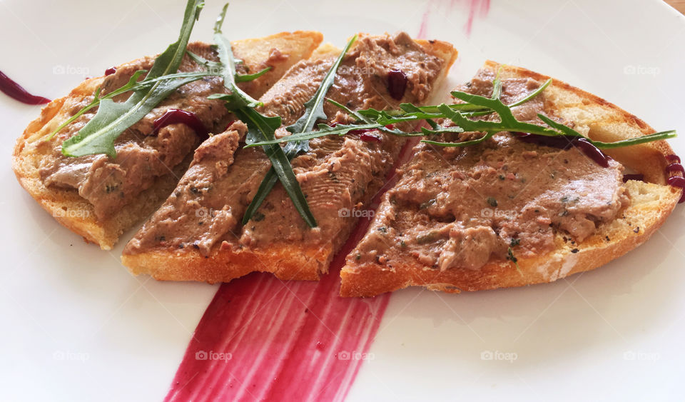 Chicken liver pâté on bread