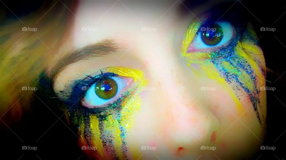 Eye makeup