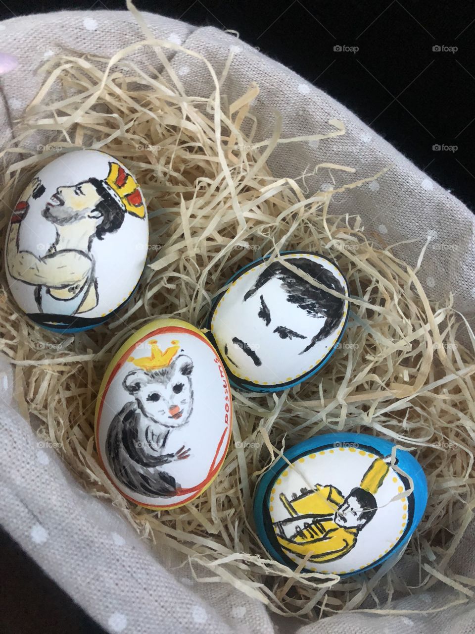 Easter eggs with portraits of Freddie Mercury 