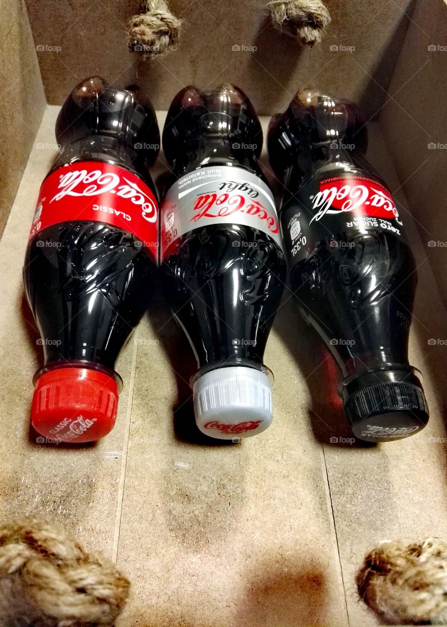 coca-cola inside the box