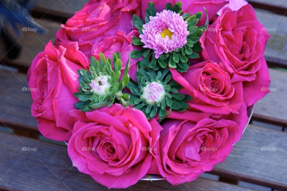 Bouquet. Fushia. Flower arrangement. Wedding