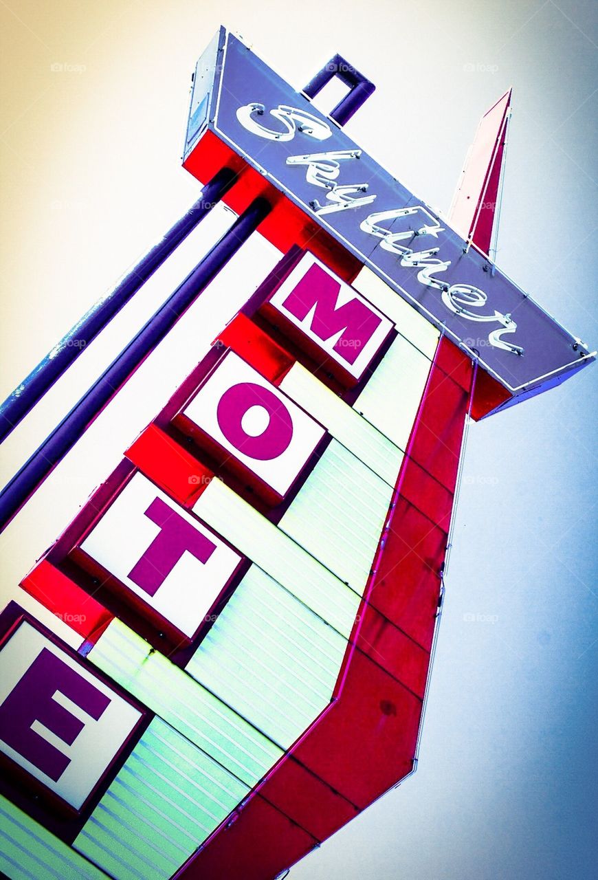 Skyliner motel