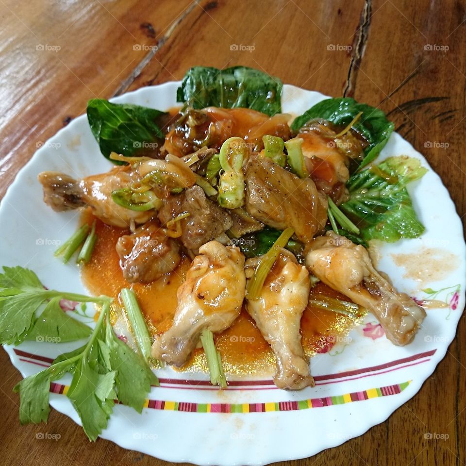 pork rib & chicken red Sauce. Menu ซี่โครงหมูไก่น้ำแดง (pork rib & chicken with red Sauce), I am cooking, delicious