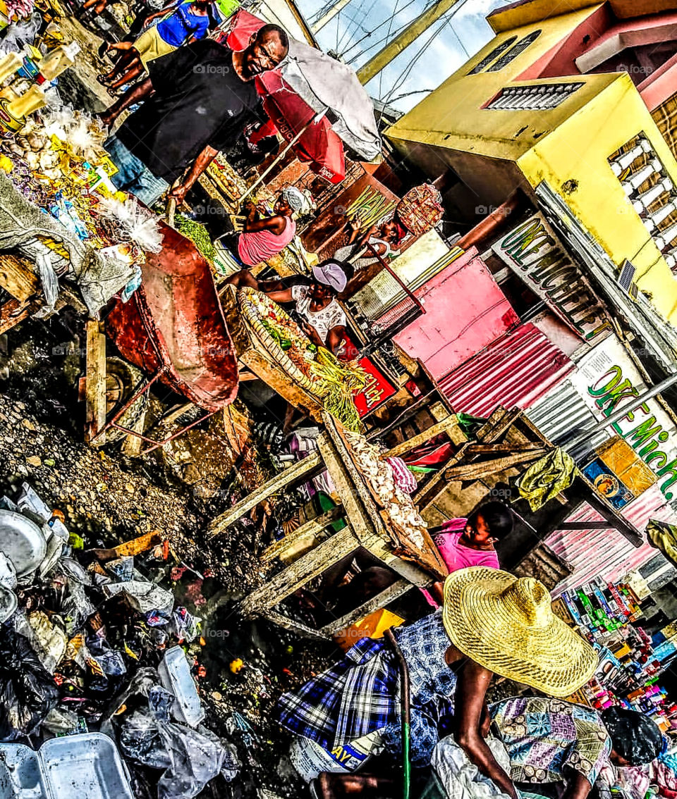 🇭🇹🇭🇹🇭🇹 Haitian rural market Saint-Marc, Artibonite, Haiti, merchants, products these merchants in Creole they are called (Madan Sara) (Madamme Sarah)