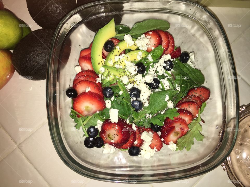 Berry greens and poppyseed salad