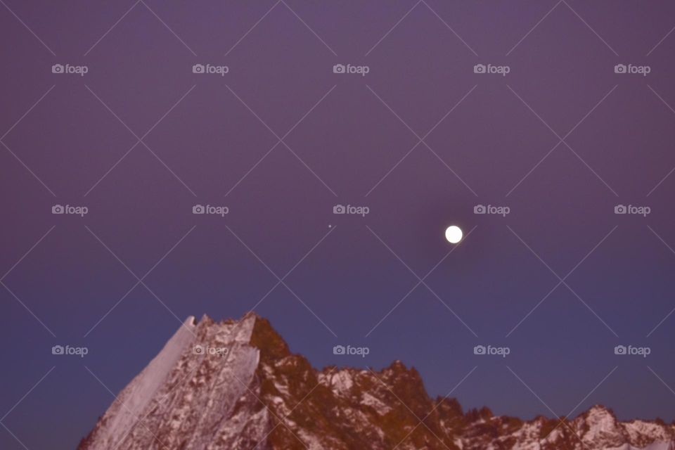 moon and planet jupiter