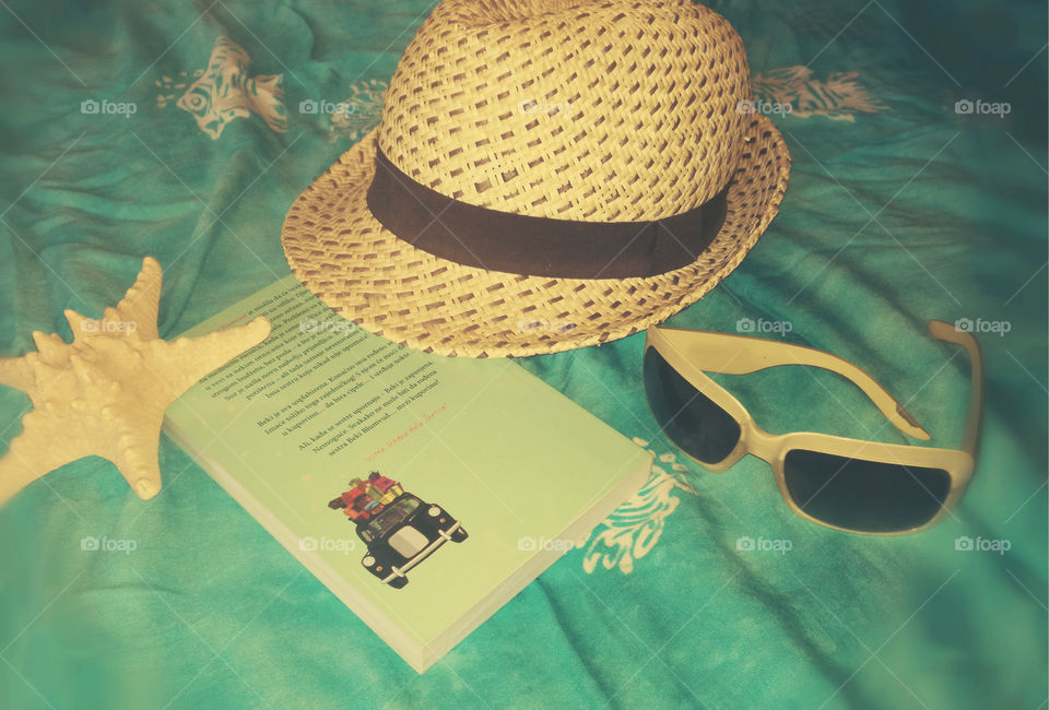 girly accessories for beach. blue and white