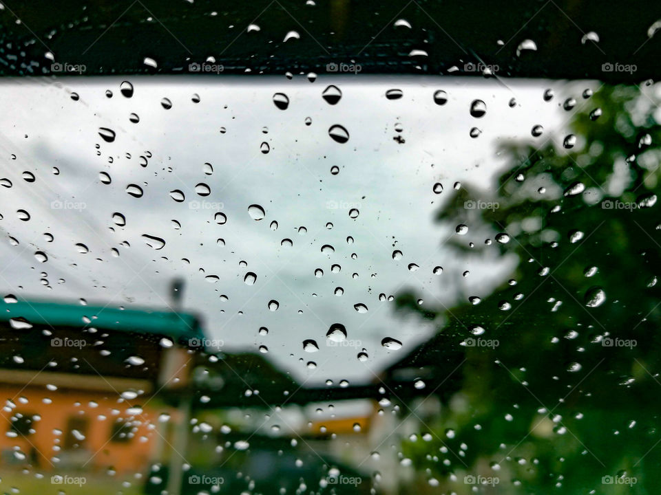 Rain drops on the windshield