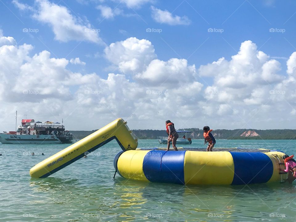 Summer is synonymous with freedom: fresh water, blue sky and lots of fun!