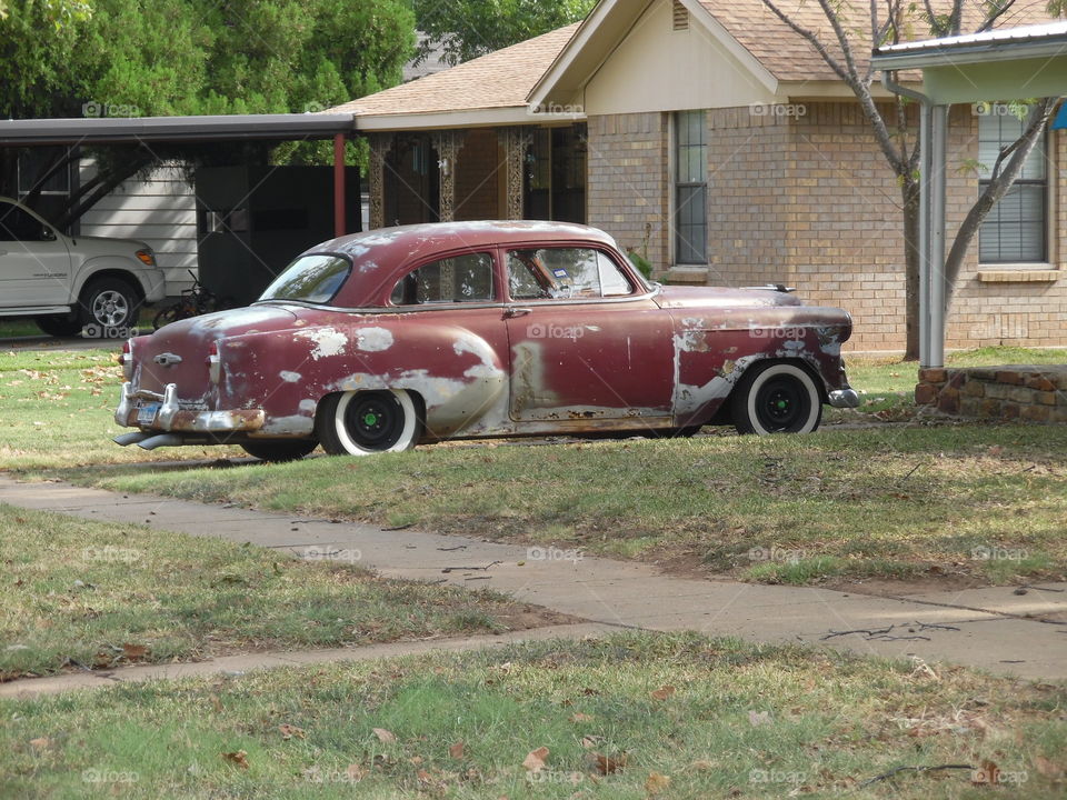 purple mobile. This is a picture I took of a old Chevrolet. 👣 🚶 🏃 🔥 💨