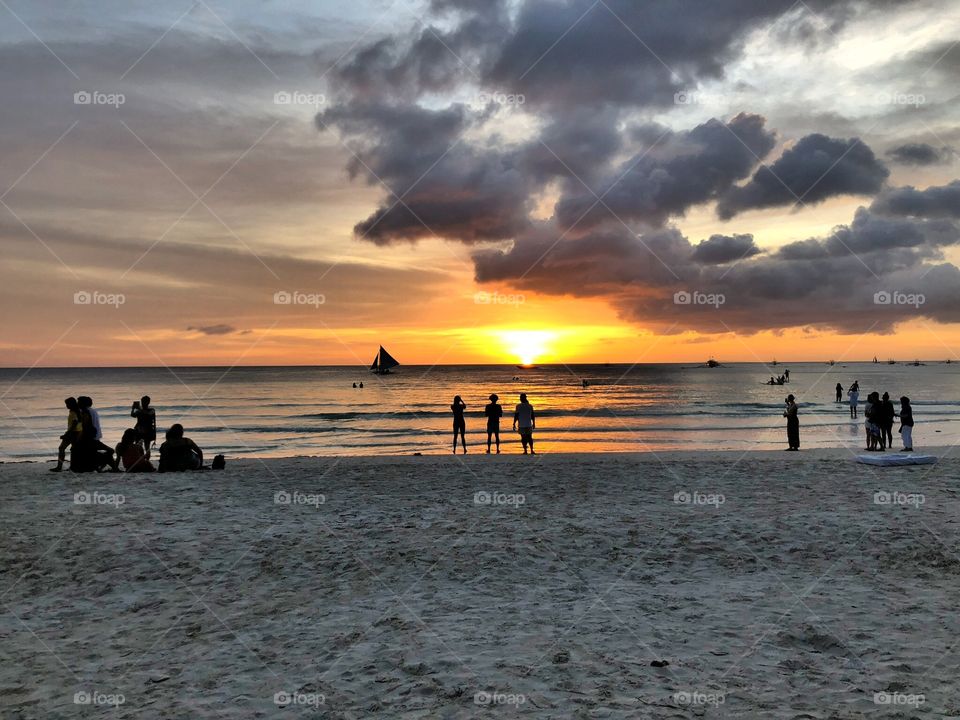 Perfect sunset on the amazing beach of Boracay Island, Philippines. 