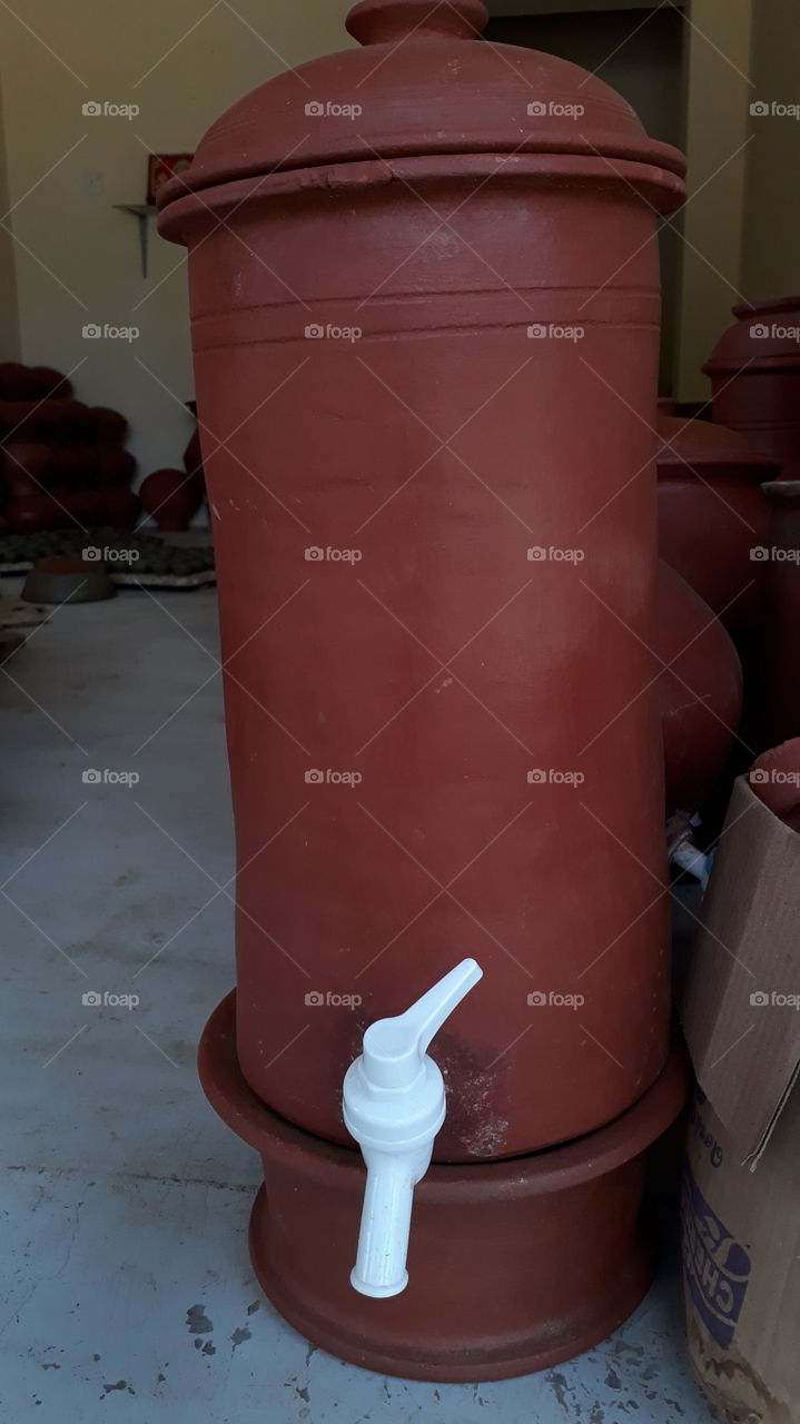 We use pottery for a life without disease.