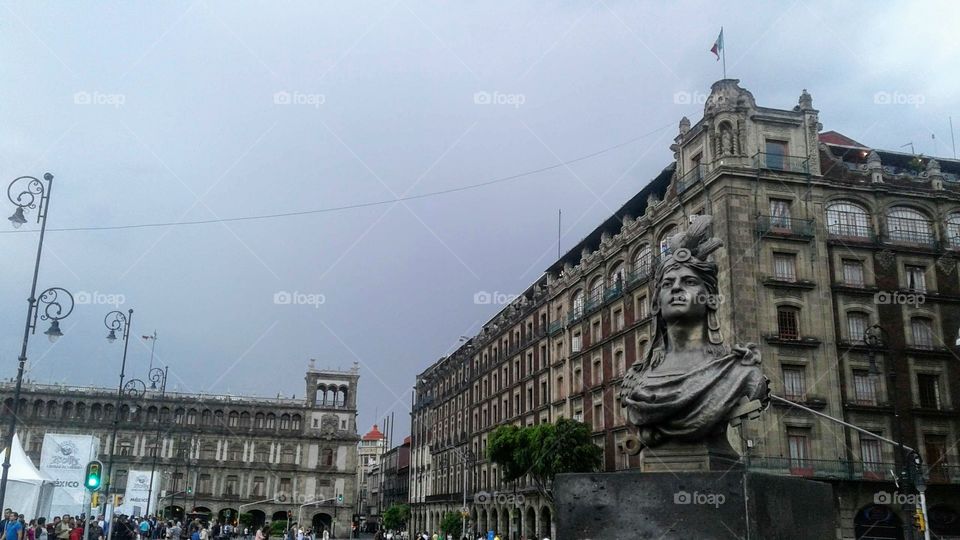 Grand view of Zócalo CDMX Ciudad de México with statue