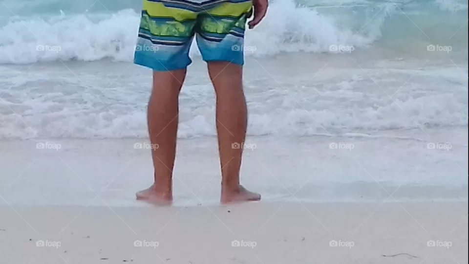 man to the ocean