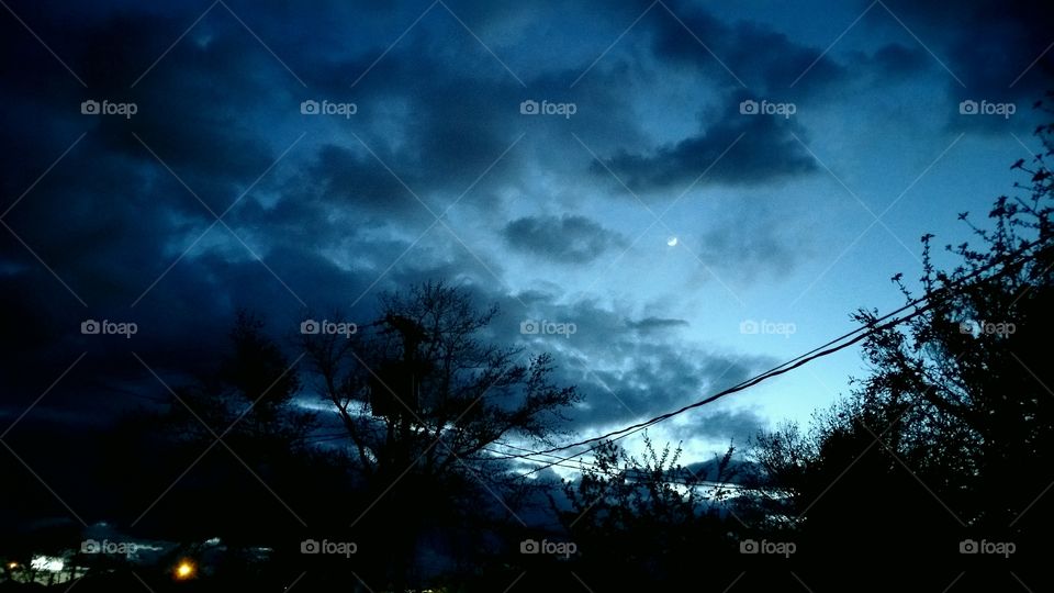 clouds at night