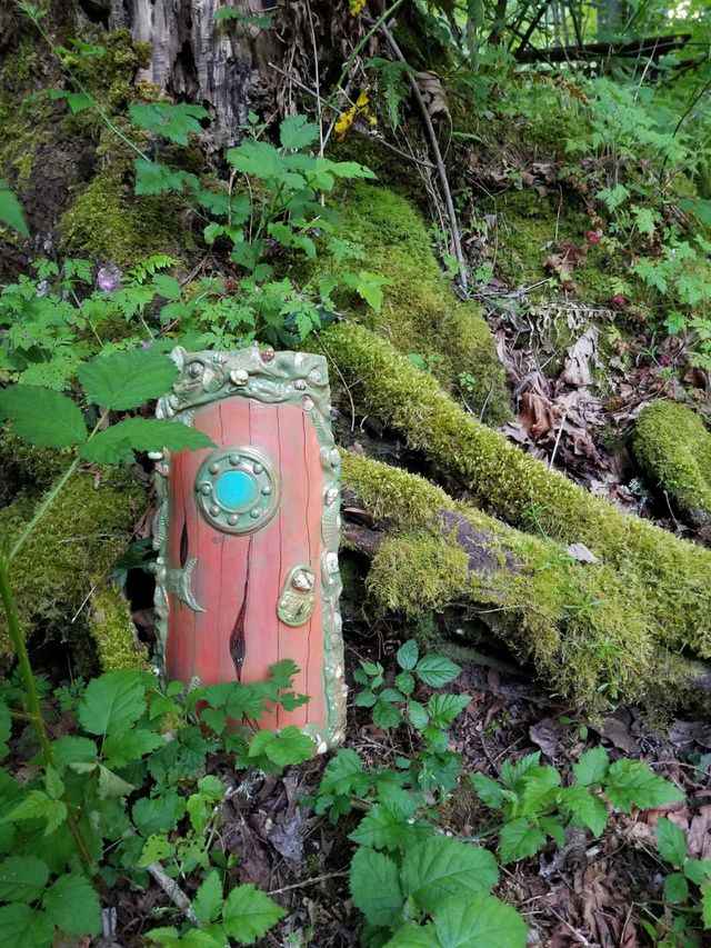 gnomb door