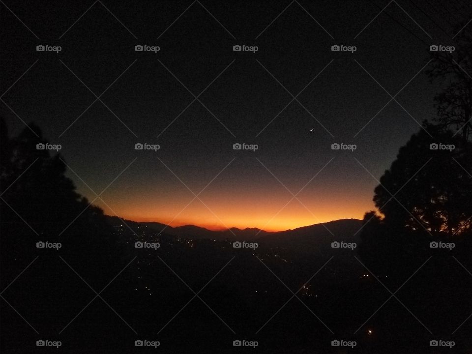 Beauty never speak lie.