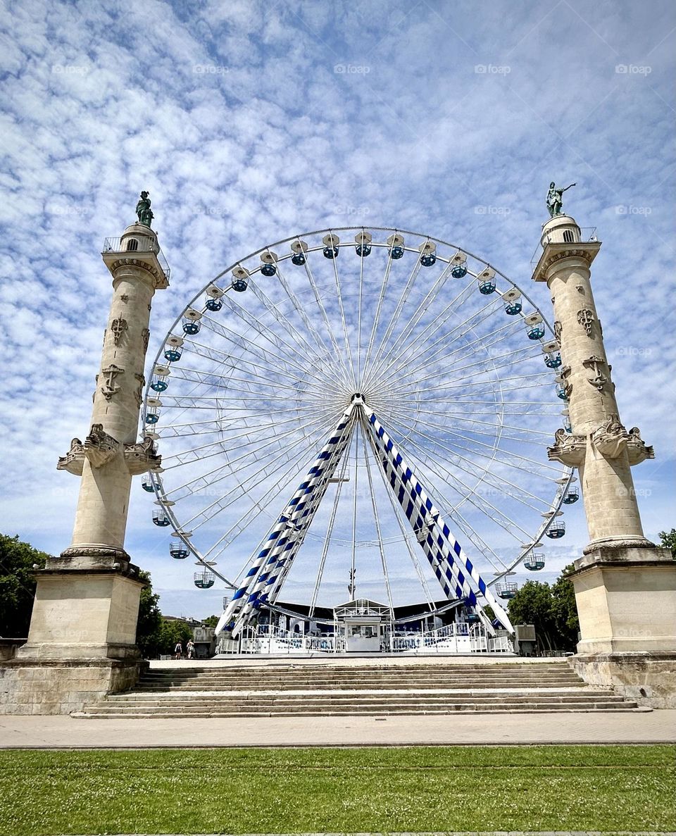 Bordeaux , grande roue Junes 2023 . 