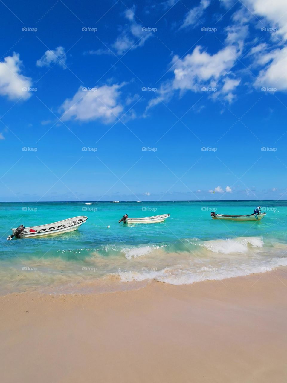 Seashore, beautiful beach, seascape, three boats.