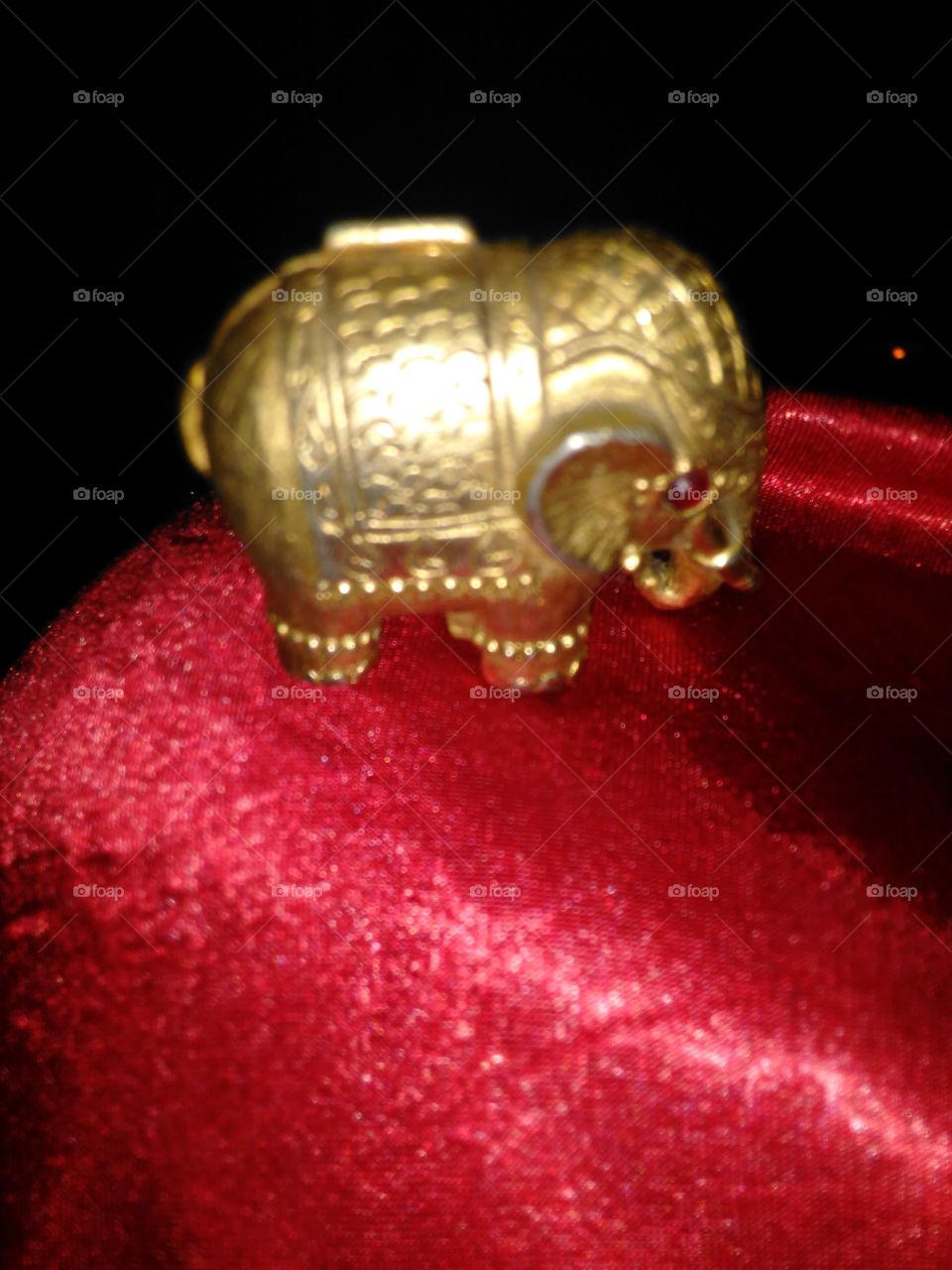Vintage Elephant from a time before...so elegant, so beautiful so wonderful!