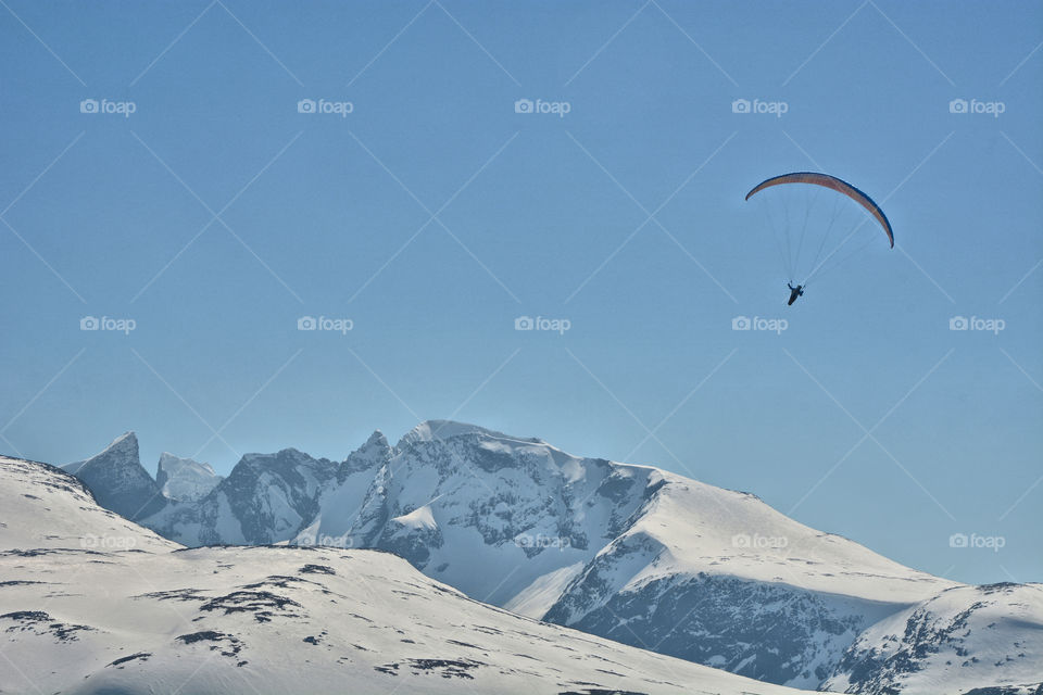 paragliding in the Jotunheimen mountains