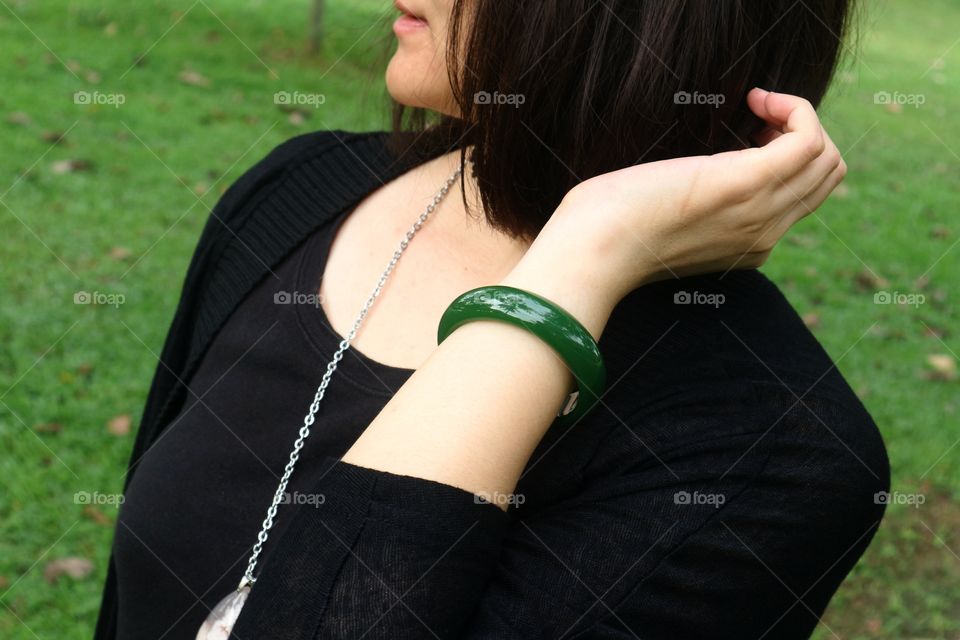wearing fashion beautiful bangle