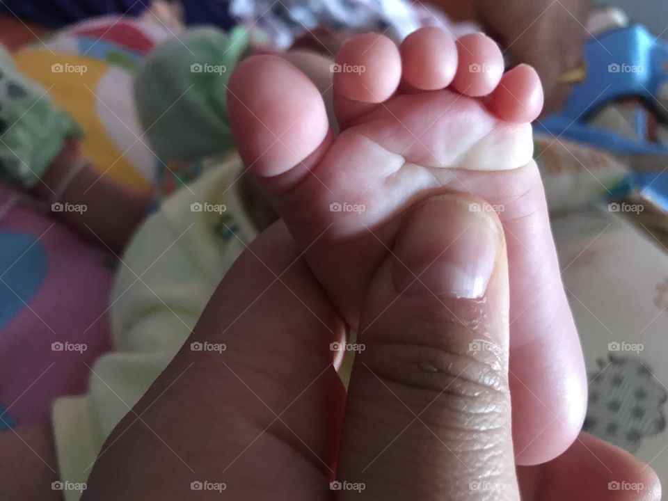 My favorite moment is when i touch this little foot. It’s my happiness and most meaningful moment! :)